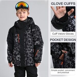Unisex Philbee  Snow jacket , cartoon design
Black/white Sz 11/12 (EU 146-152)